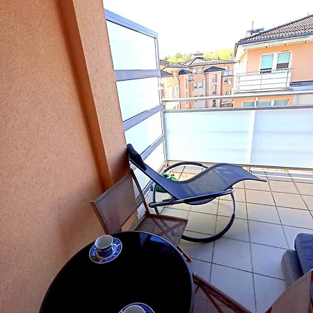 Lesna Dla 4 Apartment *